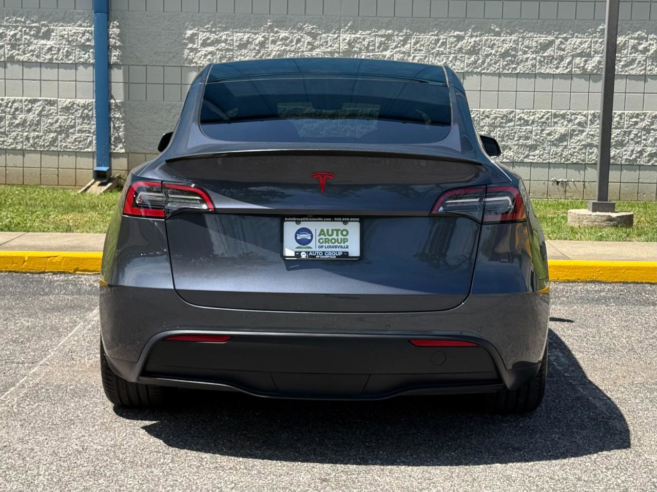 Used 2022 Tesla Model Y Performance AWD/4WD image 5