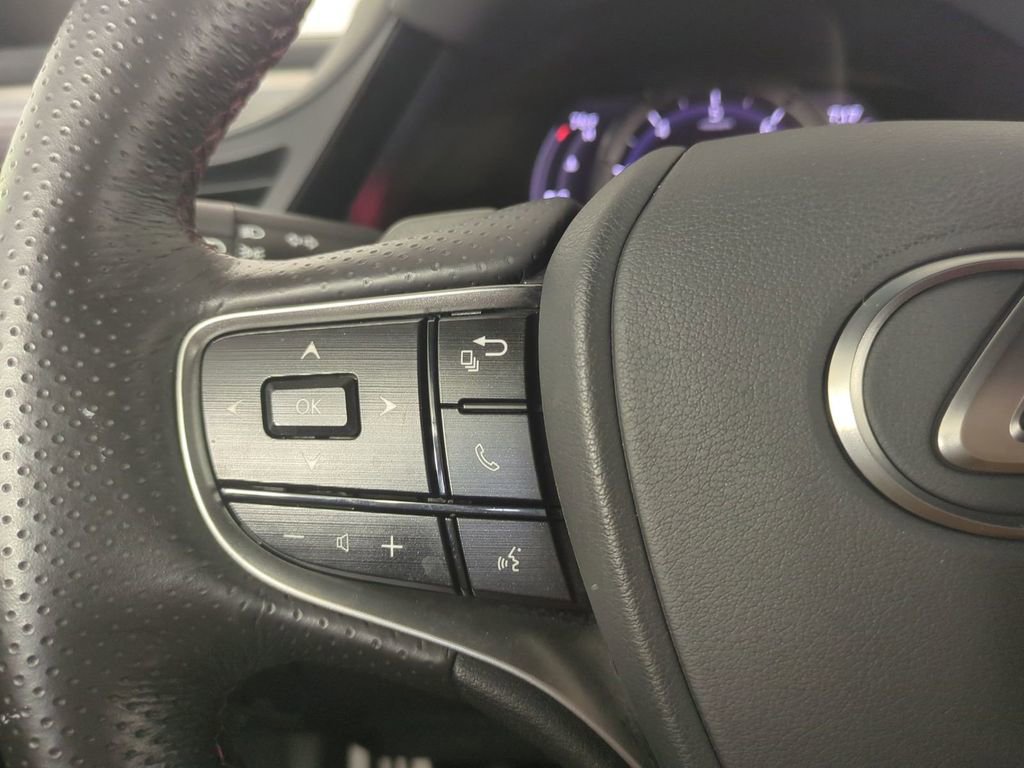 Used 2024 Lexus ES 350 F Sport w/ Accessory Package (Z2) image 30