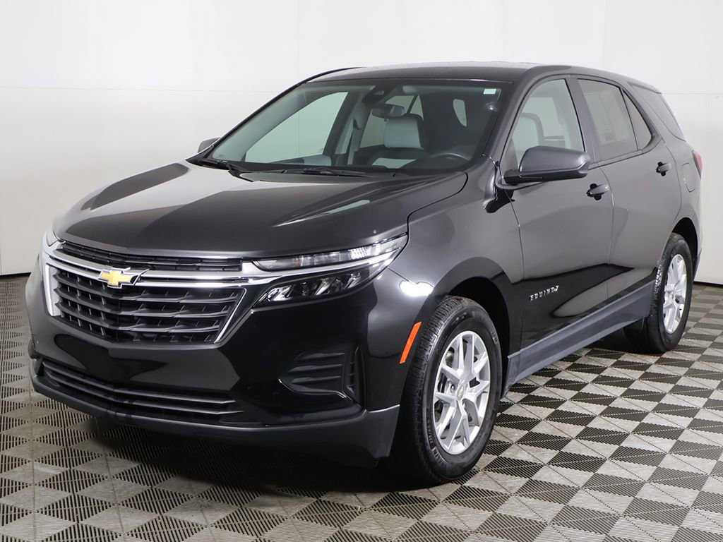 Used 2024 Chevrolet Equinox LS w/ LS Convenience Package FWD image 6