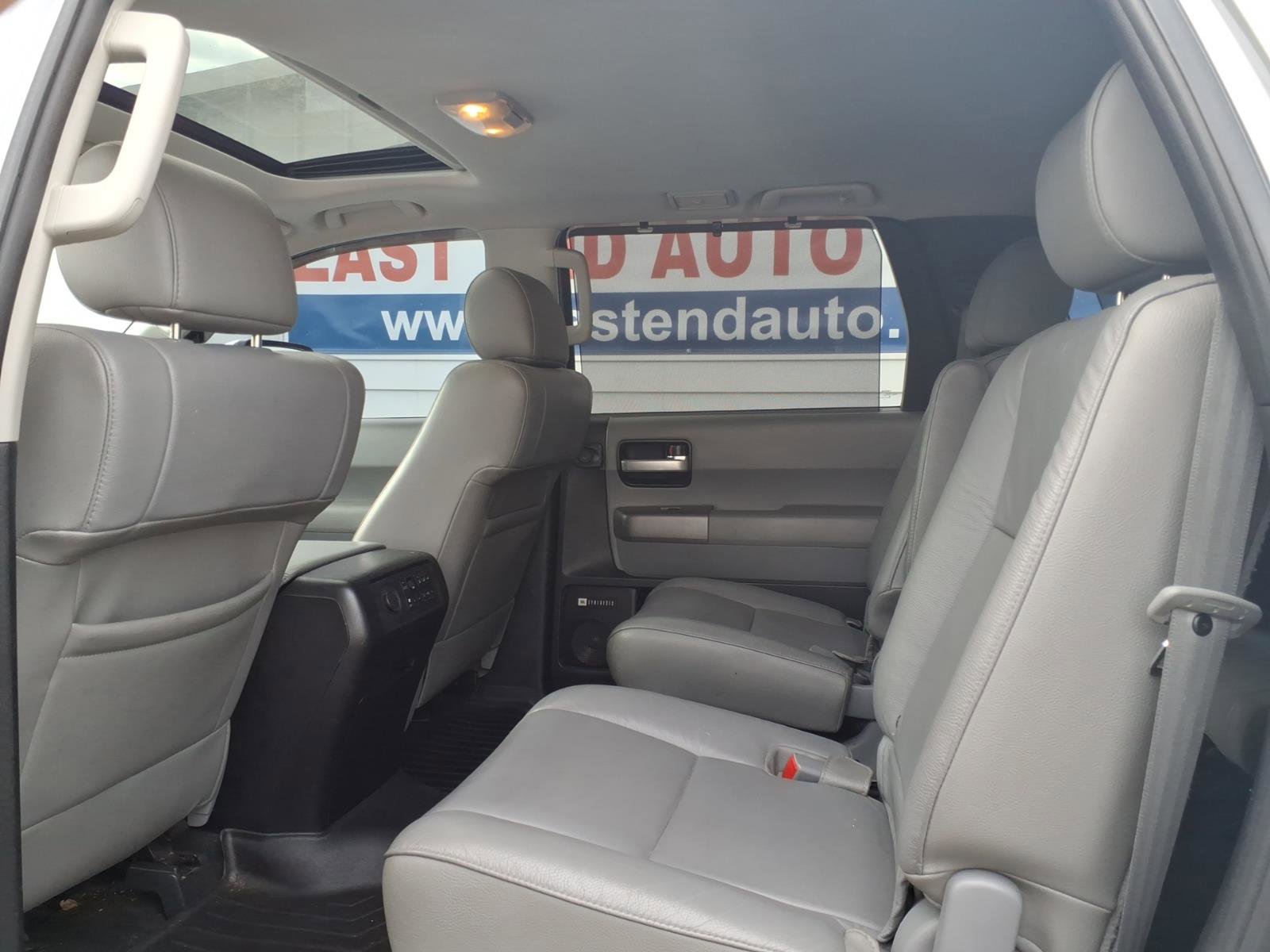 Used 2015 Toyota Sequoia Limited AWD/4WD image 15