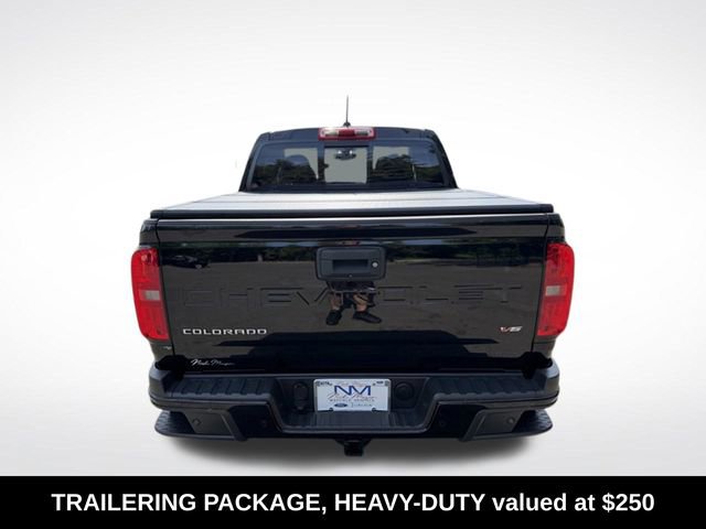 Used 2021 Chevrolet Colorado Z71 w/ Z71 Midnight Edition AWD/4WD image 6