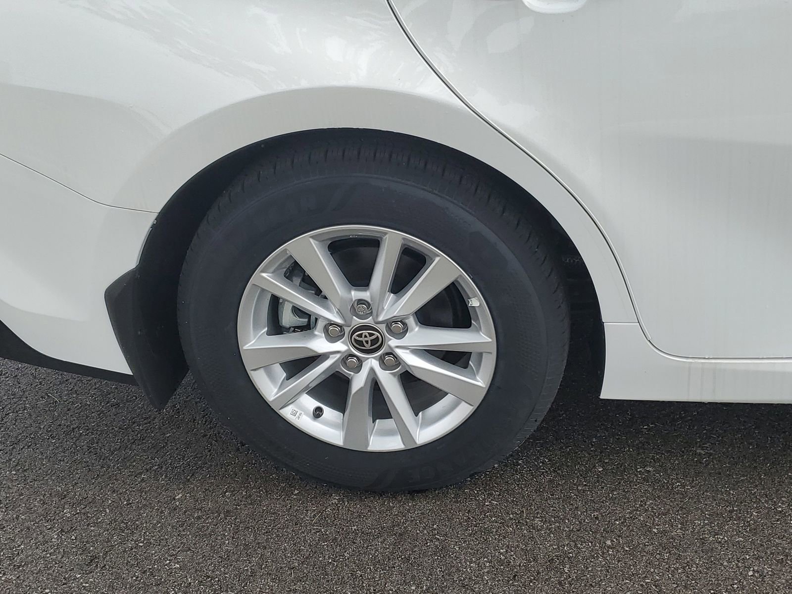 Certified 2025 Toyota Camry LE w/ Convenience Package FWD image 5