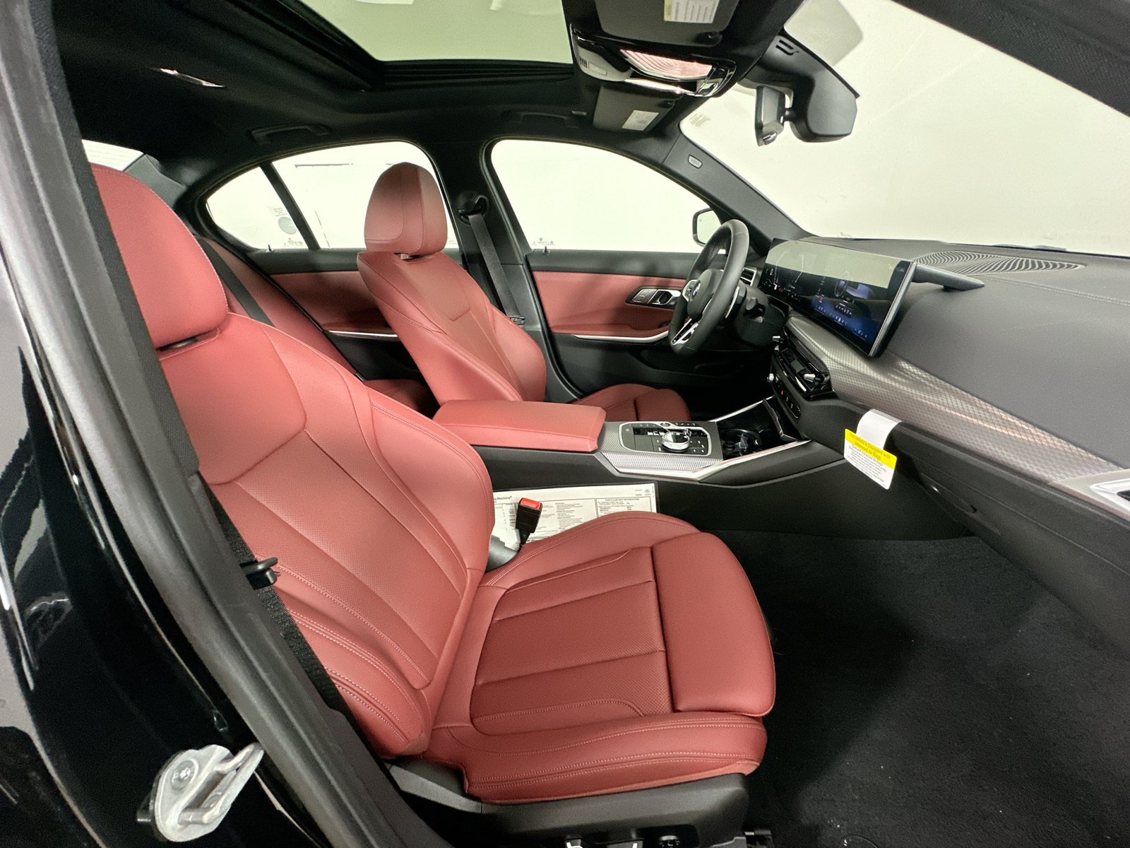 New 2026 BMW 330i xDrive Sedan w/ M Sport Package AWD/4WD image 43