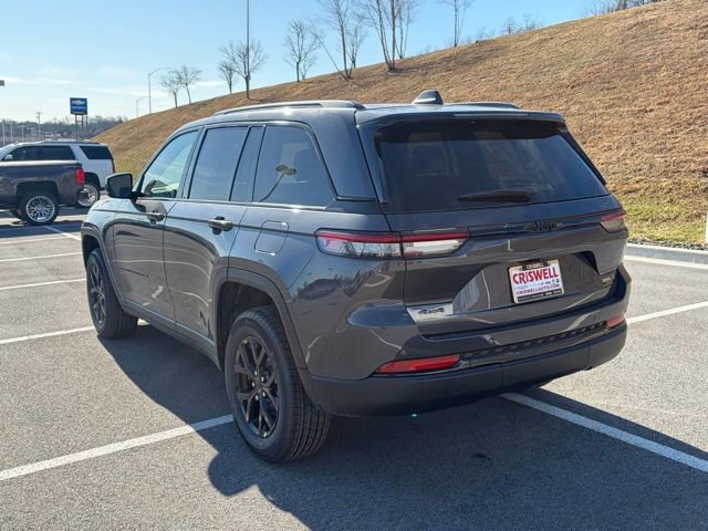 New 2025 Jeep Grand Cherokee Altitude w/ Trailer Tow Package image 5