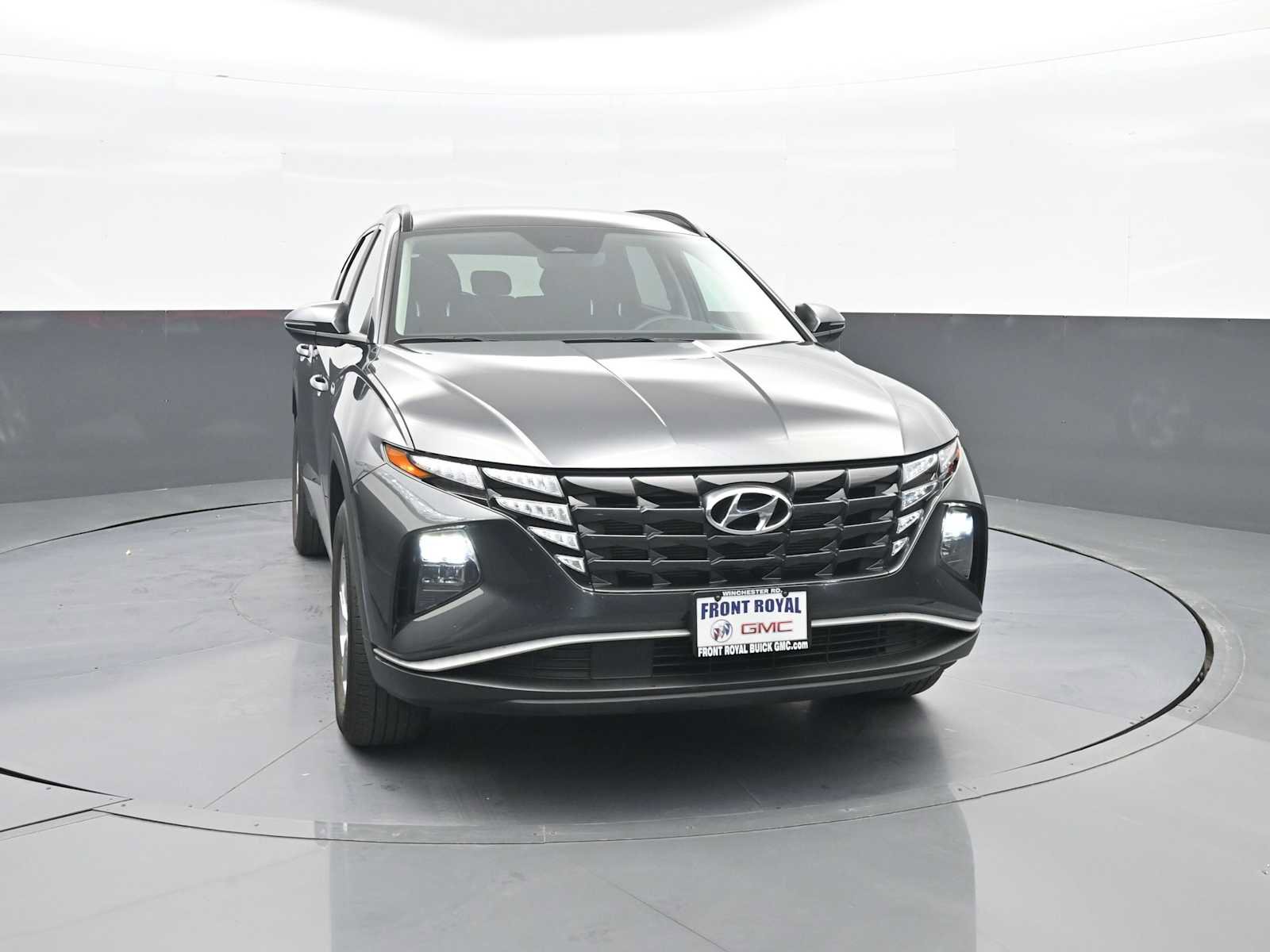 Used 2023 Hyundai Tucson SEL image 2