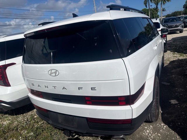 Used 2025 Hyundai Santa Fe SEL FWD image 7