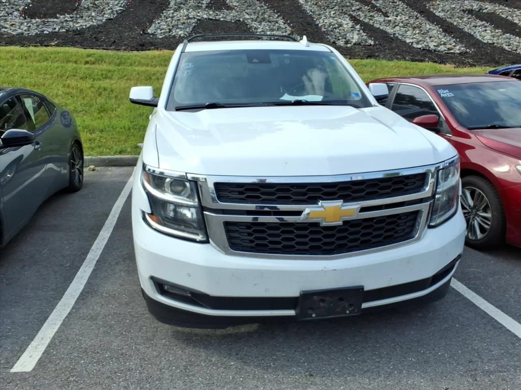 Used 2018 Chevrolet Suburban LT AWD/4WD image 4