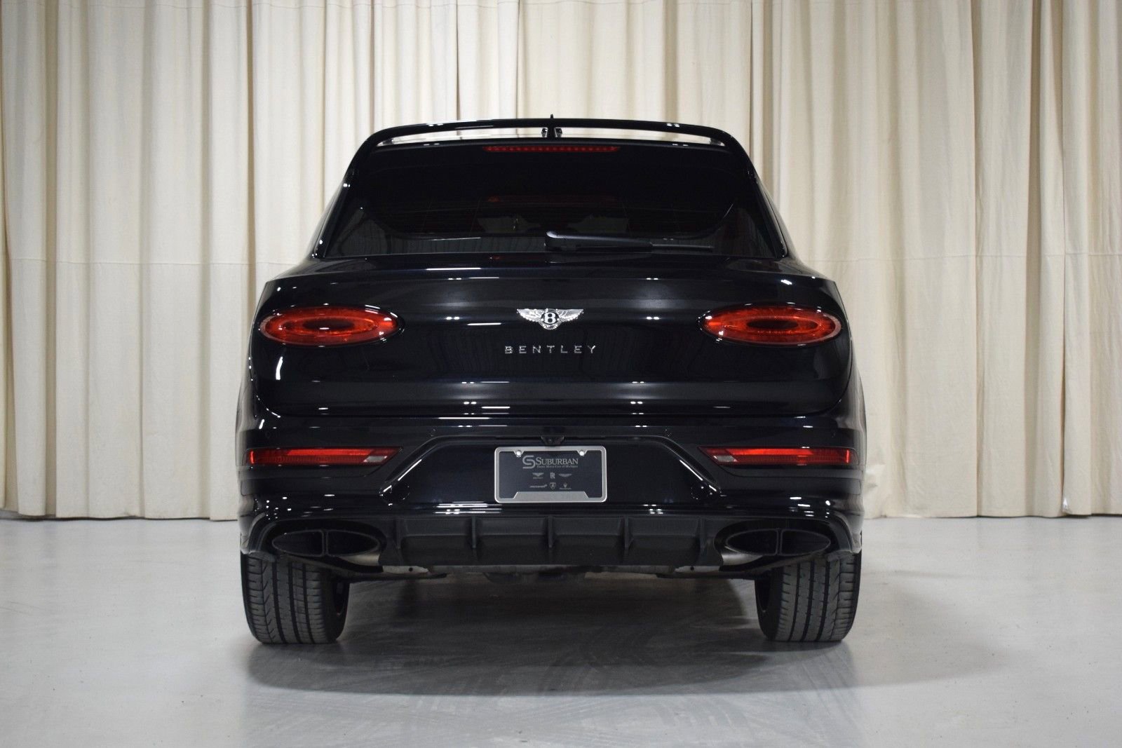 Certified 2022 Bentley Bentayga image 14