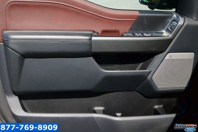 Used 2022 Ford F150 Lariat image 12