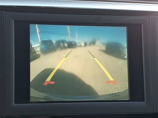 Used 2020 Chrysler Voyager LX w/ Cold Weather Group image 19