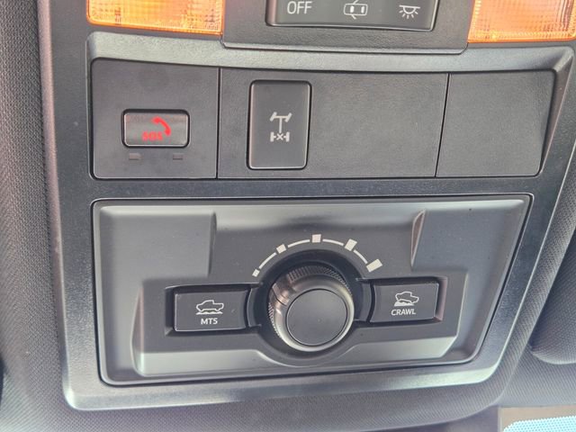 Used 2023 Toyota Tacoma TRD Off-Road w/ Advanced Technology Package image 36