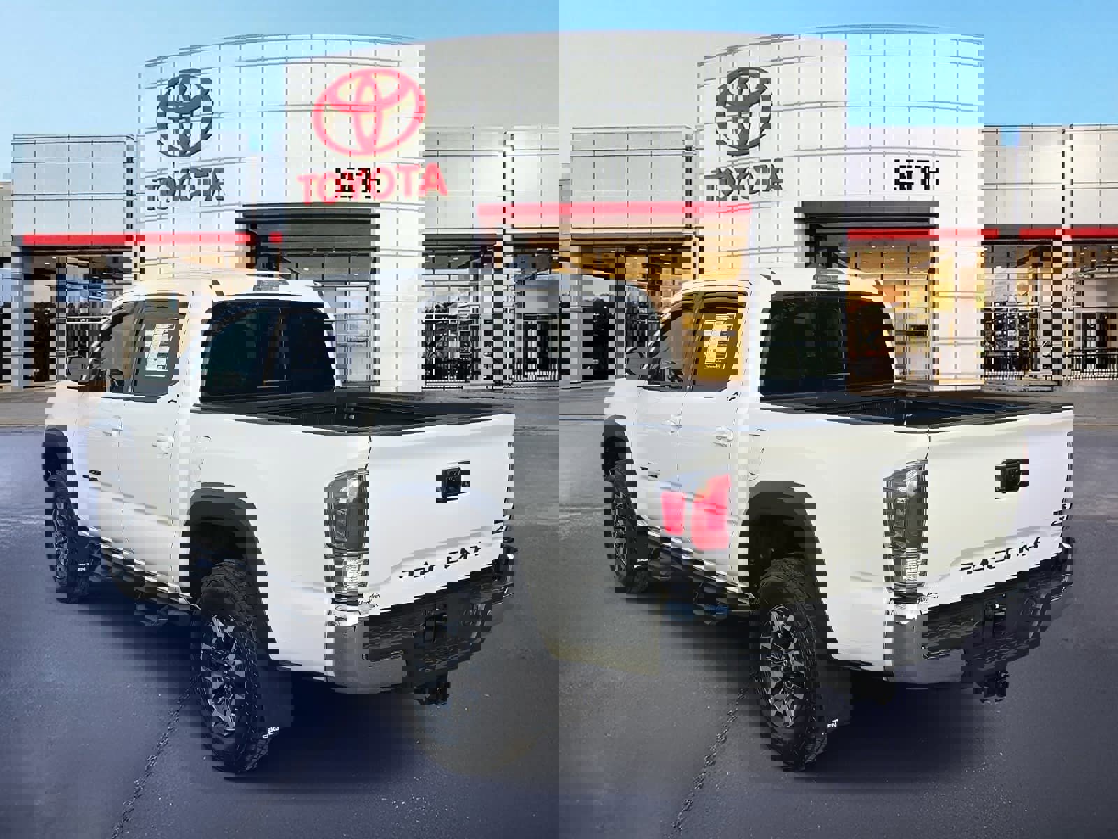 Certified 2023 Toyota Tacoma TRD Off-Road image 7