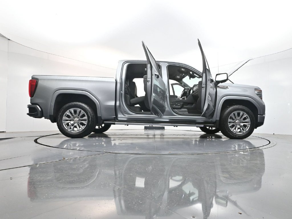 Used 2026 GMC Sierra 1500 Denali AWD/4WD image 42