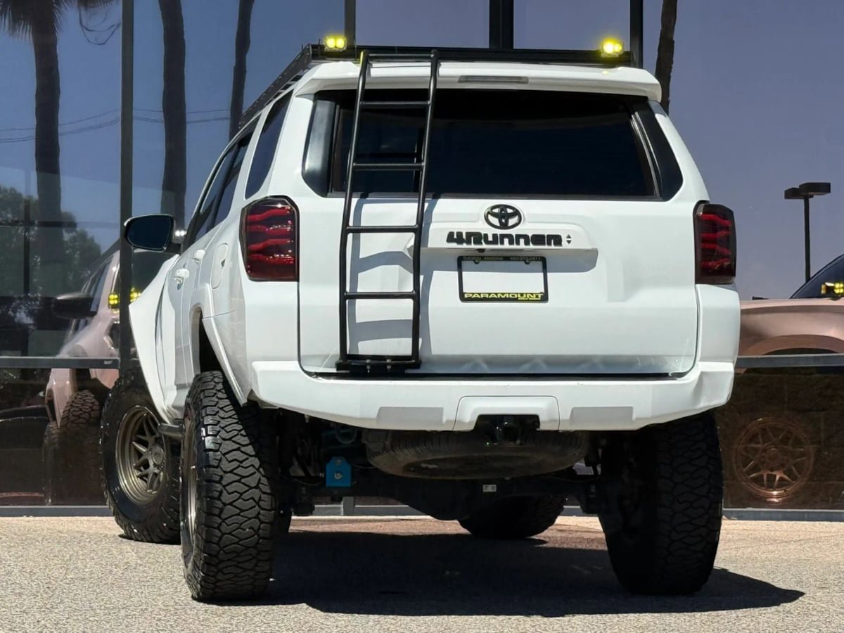 Used 2023 Toyota 4Runner SR5 Premium AWD/4WD image 8