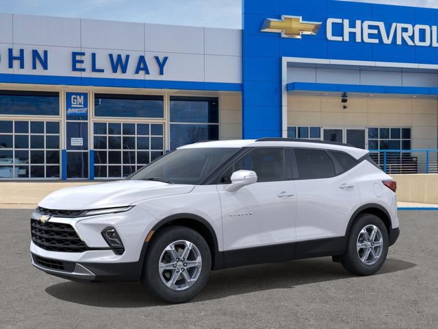 New 2026 Chevrolet Blazer LT w/ Sound & Technology Package AWD/4WD image 2