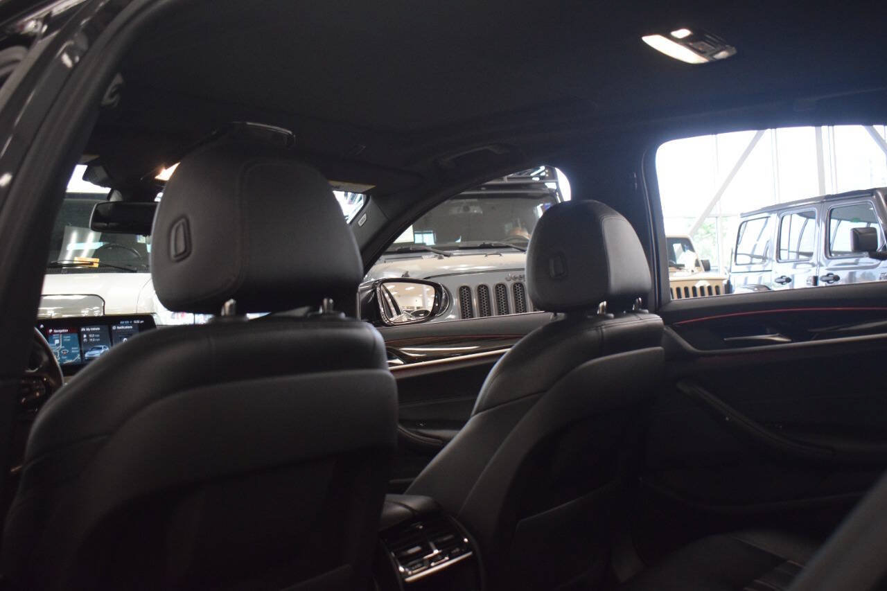 Used 2018 BMW 540i RWD image 67
