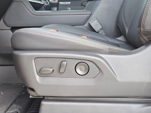 New 2026 GMC Sierra 1500 AT4 w/ AT4 Premium Package image 18