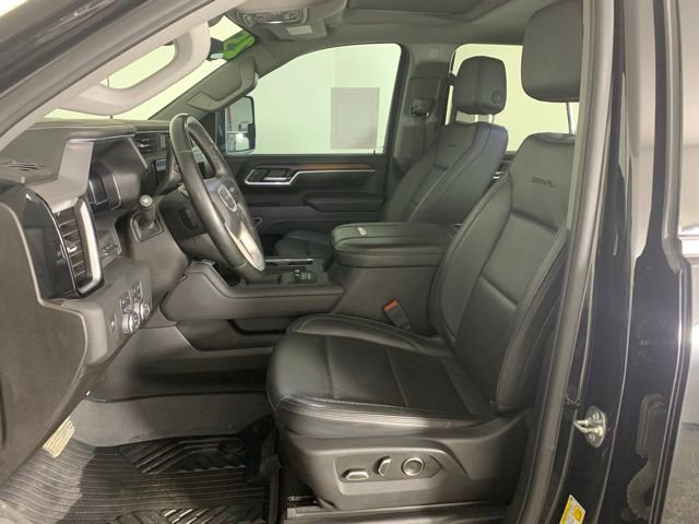 Used 2025 GMC Sierra 2500 Denali w/ Denali Reserve Package AWD/4WD image 16
