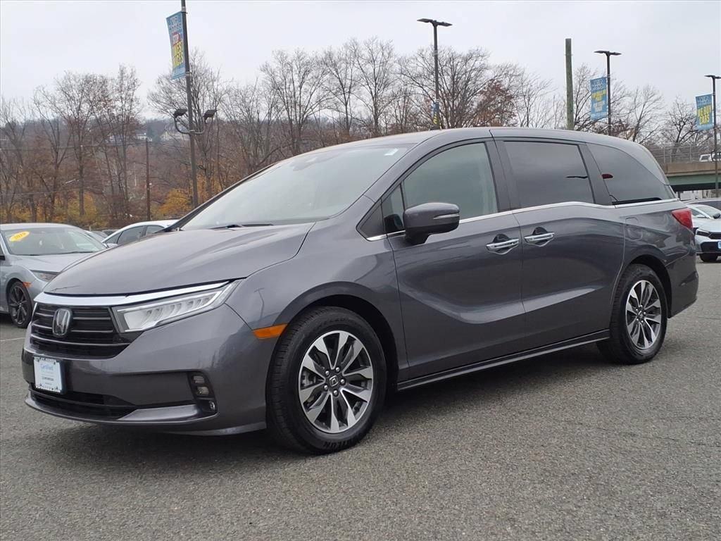 Used 2024 Honda Odyssey EX-L image 3