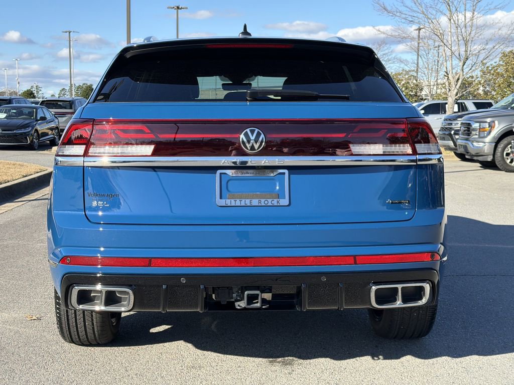 Used 2025 Volkswagen Atlas Cross Sport SEL Premium R-Line image 4