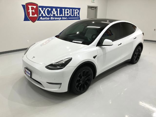 Used 2022 Tesla Model Y Long Range image 46