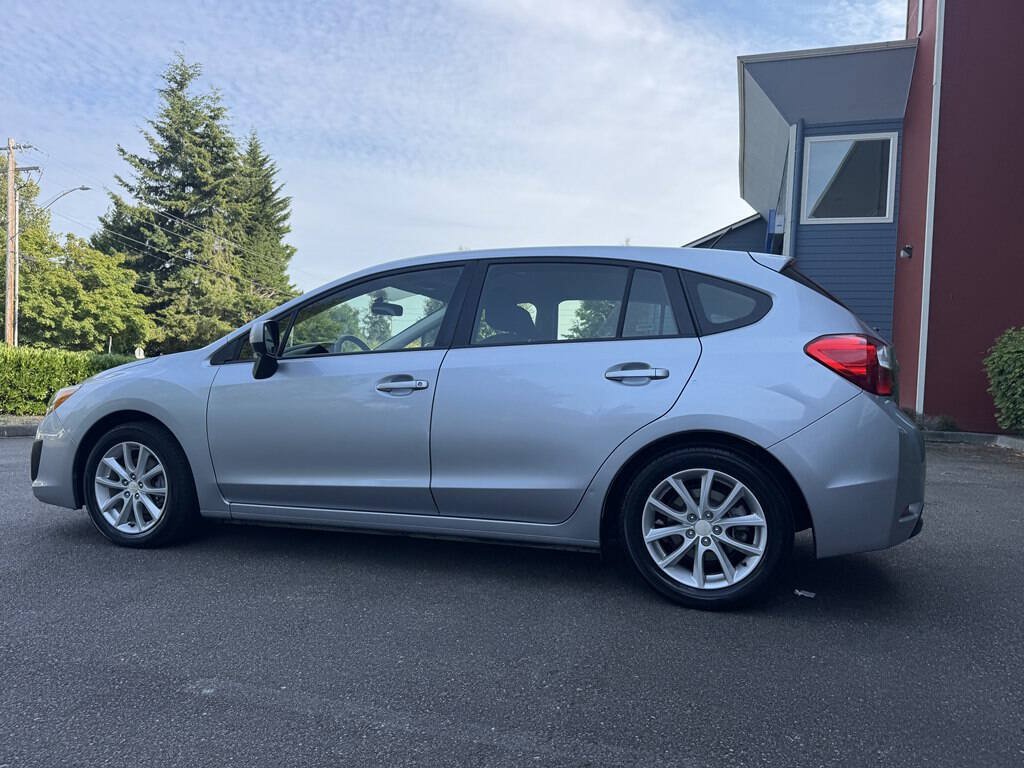 Used 2014 Subaru Impreza 2.0i Premium w/ All-Weather Package w/CVT AWD/4WD image 5