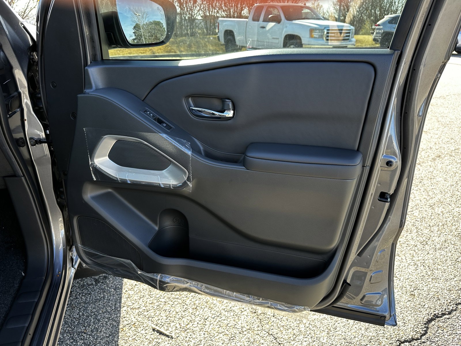 New 2026 Nissan Frontier SV w/ SV Convenience Package image 14