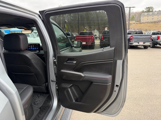 Used 2023 Chevrolet Colorado Z71 w/ Z71 Convenience Package 2 image 25