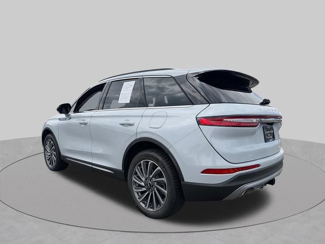 Used 2025 Lincoln Corsair Reserve w/ Towing Package AWD/4WD image 7