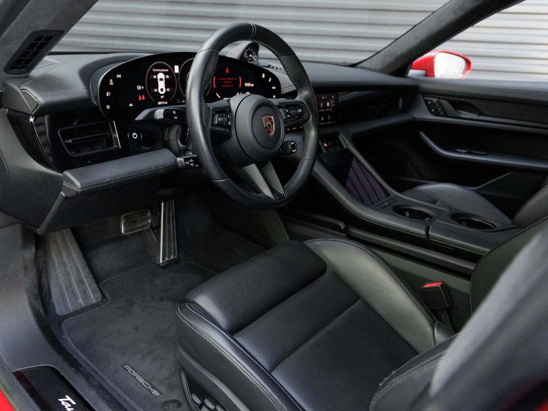 Certified 2022 Porsche Taycan GTS image 4