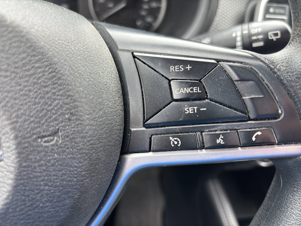 Used 2019 Nissan Kicks SV image 12
