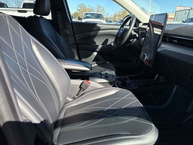 Used 2022 Ford Mustang Mach-E Select image 19