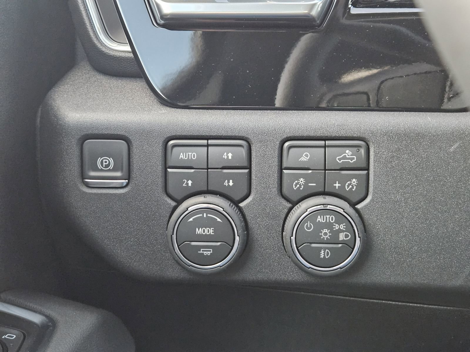 New 2026 Chevrolet Silverado 3500 LT w/ Convenience Package AWD/4WD image 21