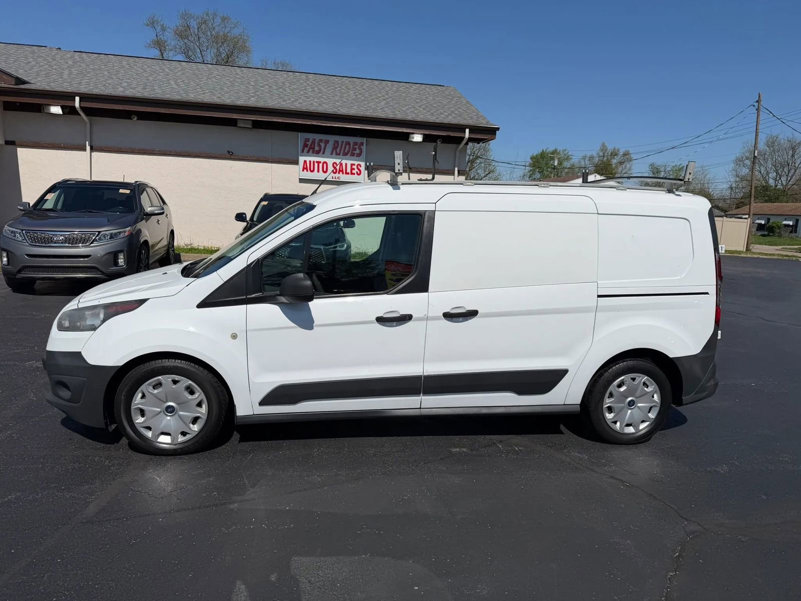 Used 2015 Ford Transit Connect XL FWD image 3