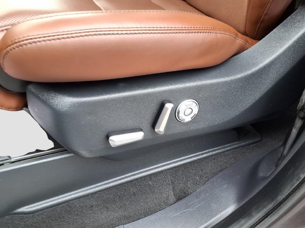 Used 2025 Lincoln Navigator Reserve AWD/4WD image 29