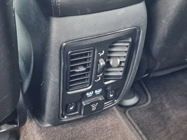 Used 2018 Jeep Grand Cherokee Limited image 26