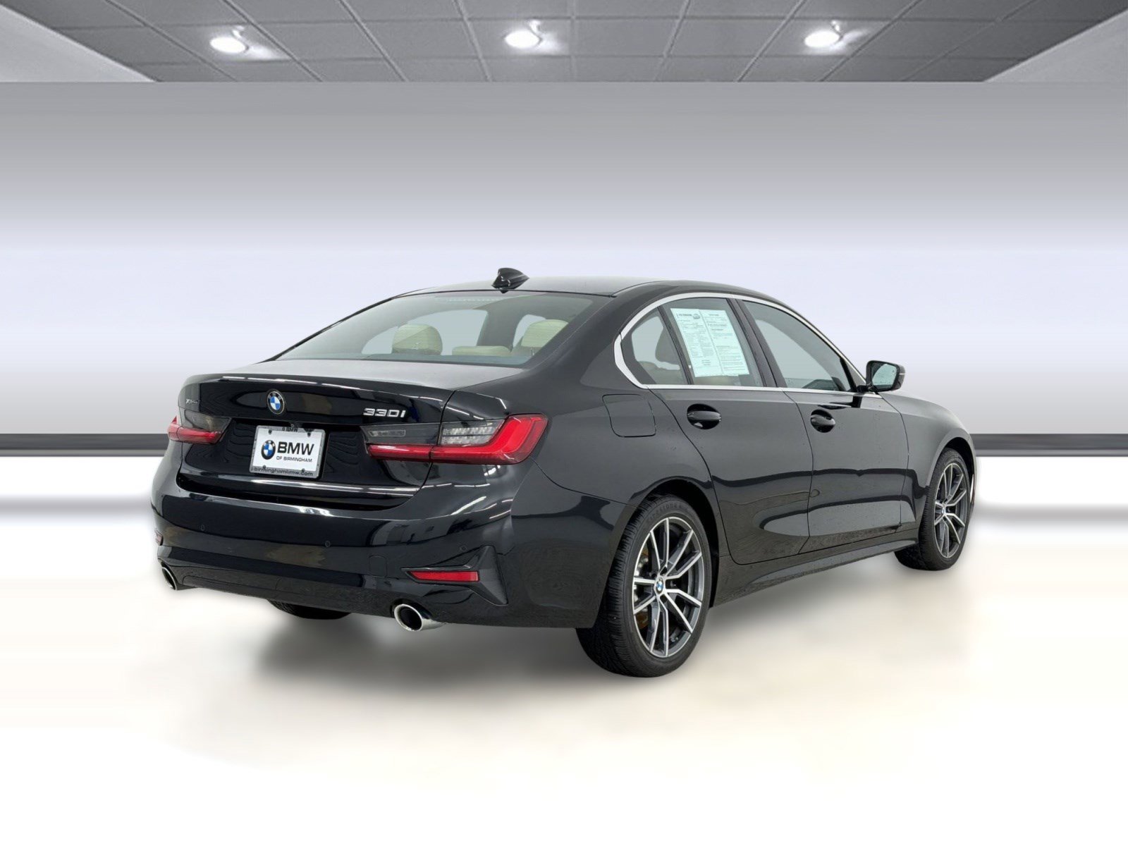 Used 2021 BMW 330i xDrive Sedan w/ Convenience Package image 9