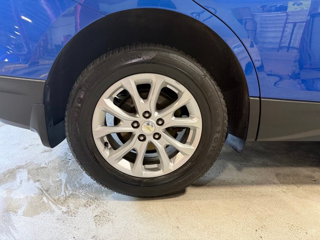 Used 2019 Chevrolet Equinox LS w/ LS Convenience Package AWD/4WD image 35