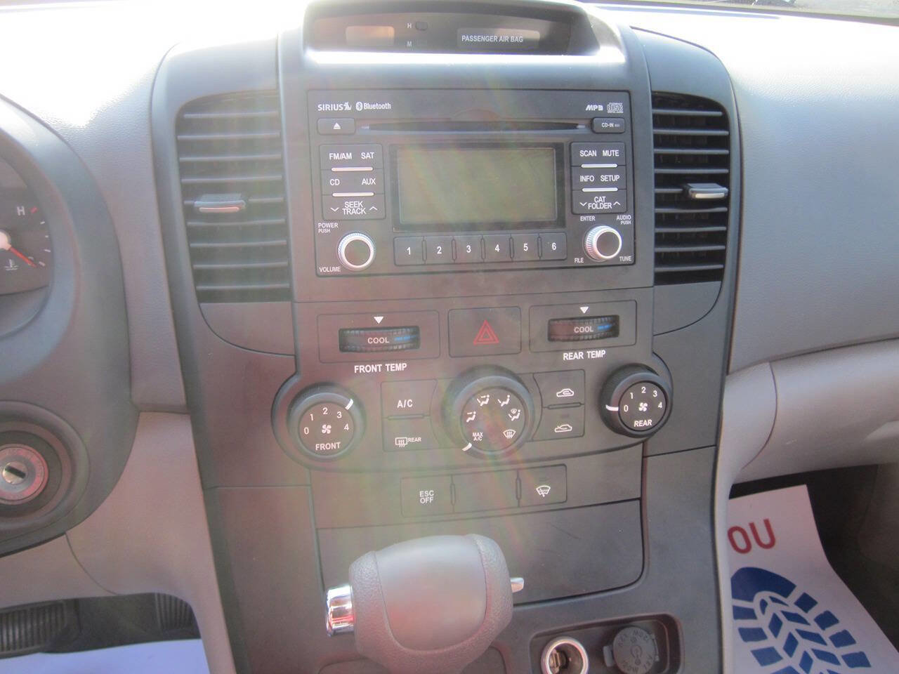 Used 2012 Kia Sedona LX w/ PWR Pkg FWD image 21