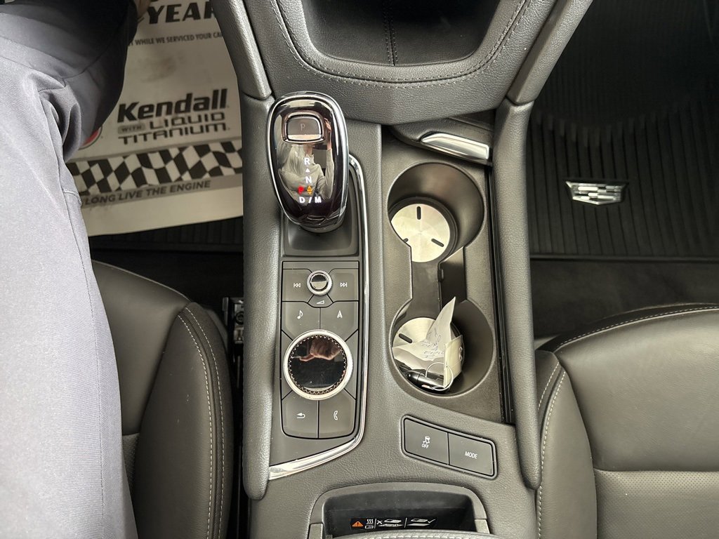 Used 2025 Cadillac XT6 Sport image 19