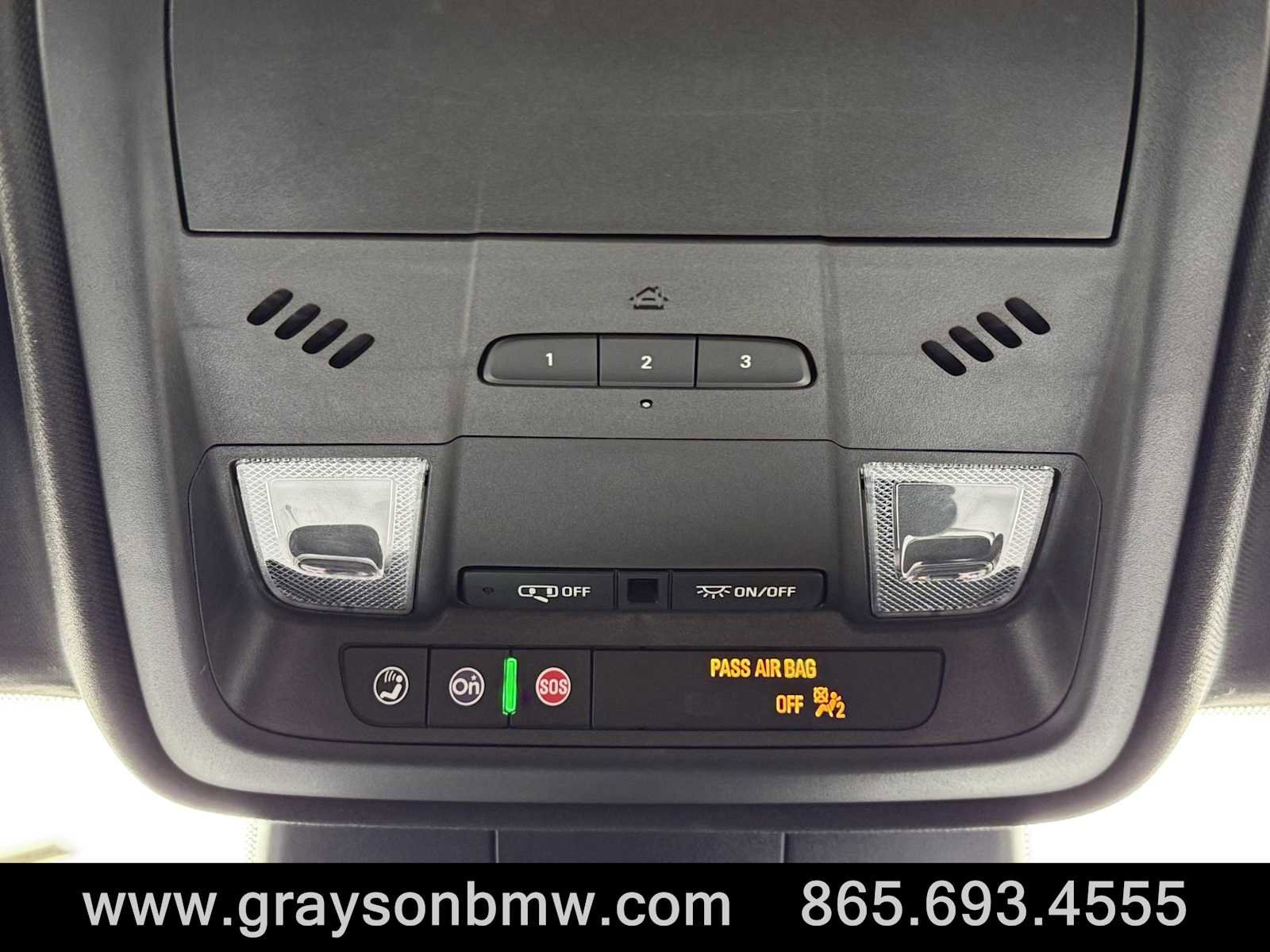 Used 2025 Cadillac XT4 Premium Luxury image 19