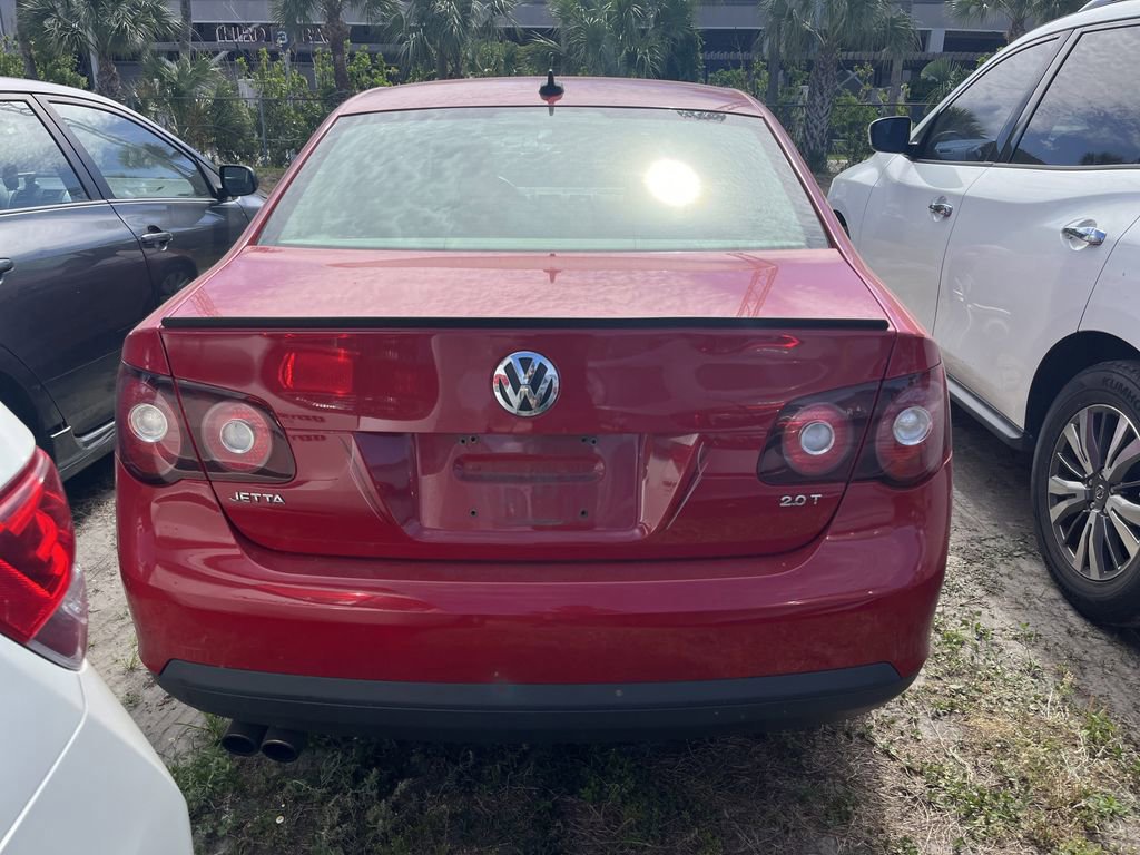 Used 2010 Volkswagen Jetta Wolfsburg Edition FWD image 5