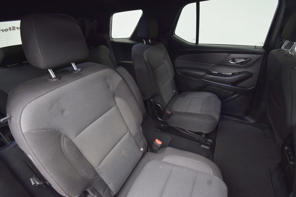 Used 2023 Chevrolet Traverse LT image 24