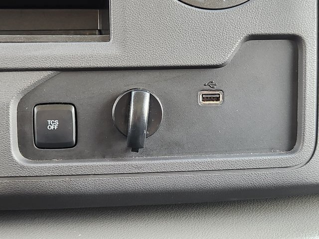 Used 2023 Ford E-350 and Econoline 350 Super Duty w/ Power Windows & Locks Group RWD image 19