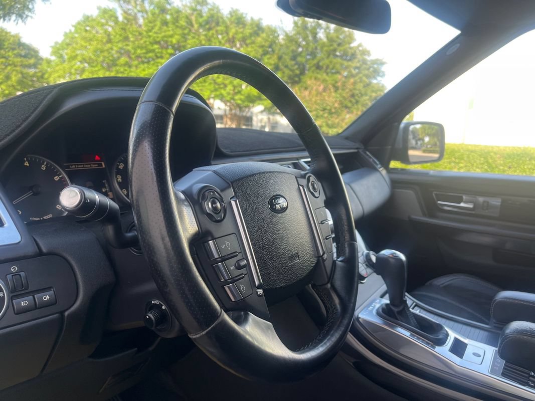 Used 2012 Land Rover Range Rover Sport HSE LUX AWD/4WD image 22