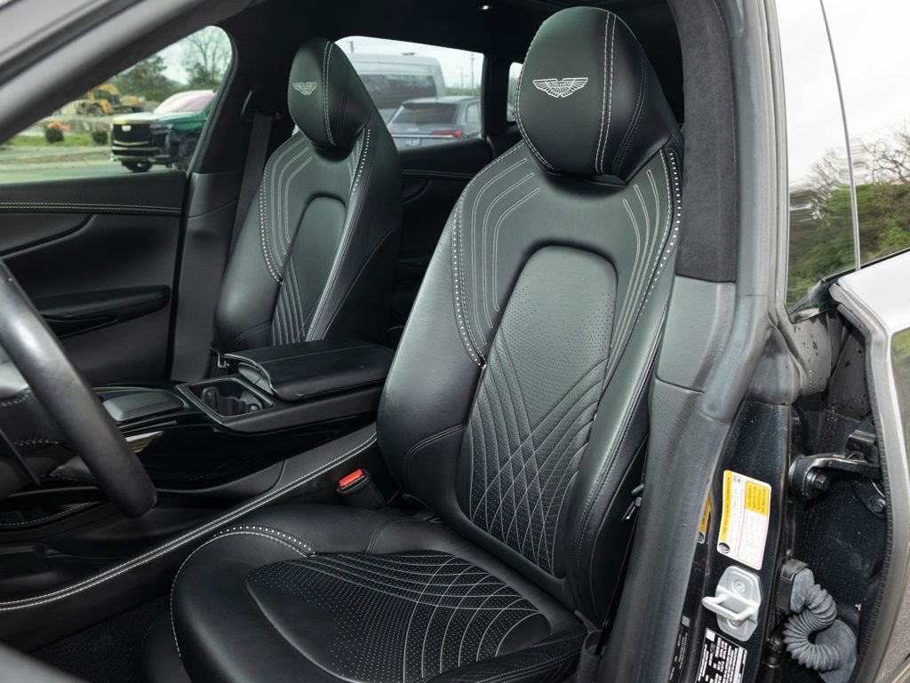 Used 2021 Aston Martin DBX image 20