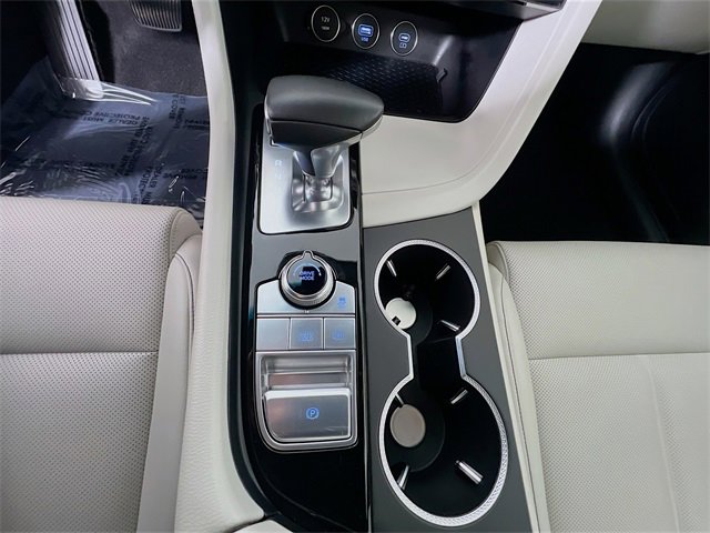 Used 2024 Genesis G70 2.5T image 22