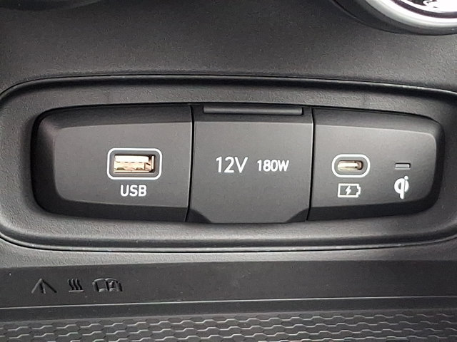 New 2026 Hyundai Venue SEL FWD image 22