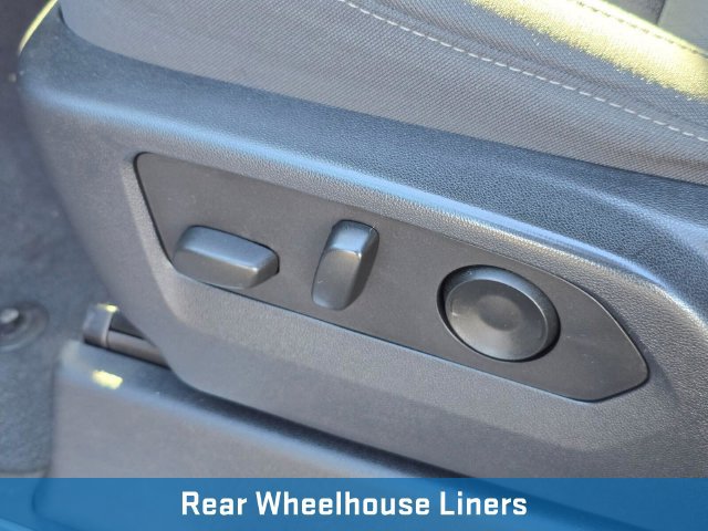 Used 2023 Chevrolet Silverado 1500 RST AWD/4WD image 25