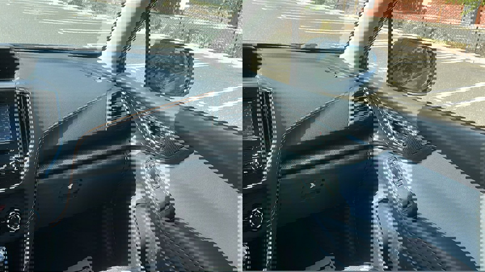 Used 2021 Subaru Crosstrek 2.0i Premium w/ Moonroof Package image 25